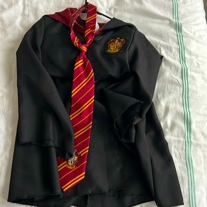 Harry Potter Griffindor costume with tie size 8-10